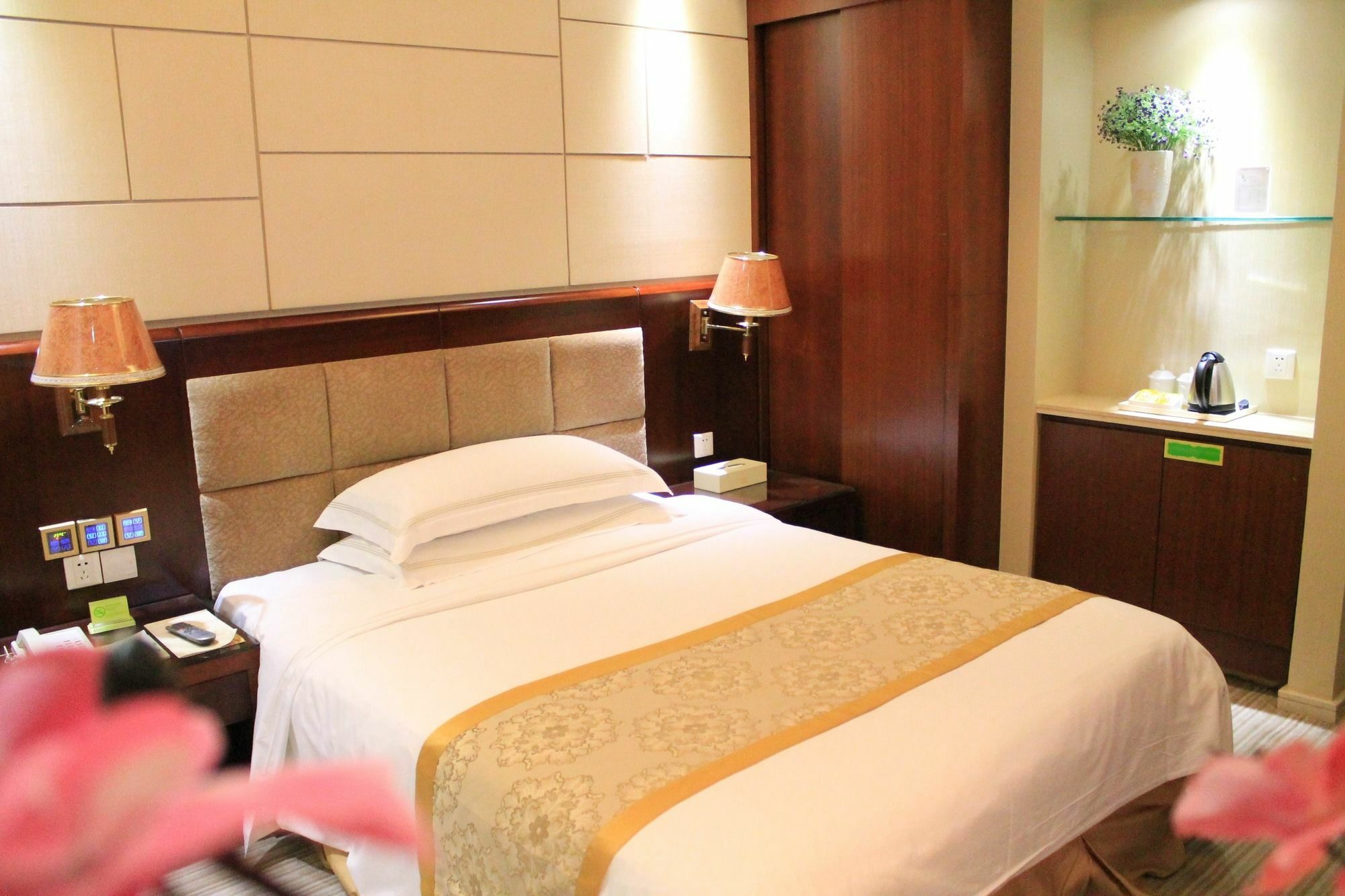 Vinenna International Hotel Shenzhen Shajing Экстерьер фото
