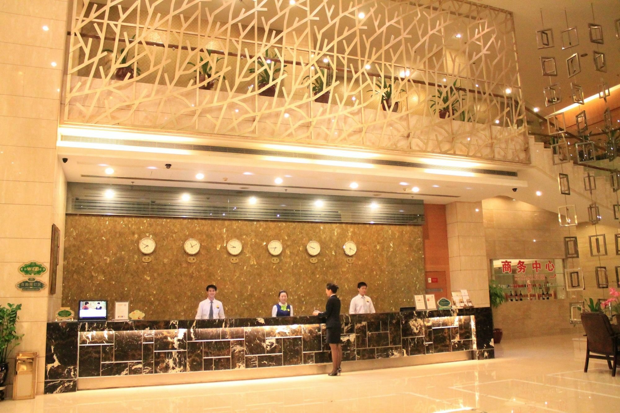 Vinenna International Hotel Shenzhen Shajing Экстерьер фото